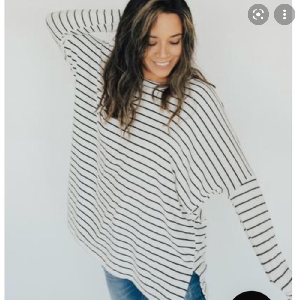 Carly Jean Los Angeles “Evelyn” sweater